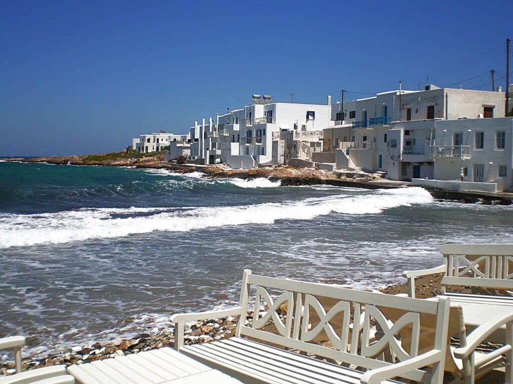 Vue sur Naoussa à Paros dans les Cyclades