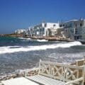 Vue sur Naoussa à Paros dans les Cyclades